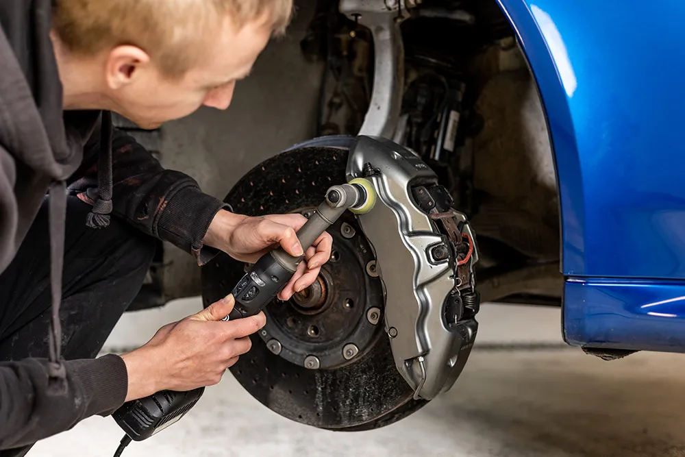 Symptoms of Brake Problems That Need Attention Right Away